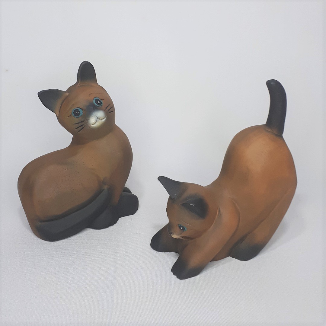 Wooden Cat Statues